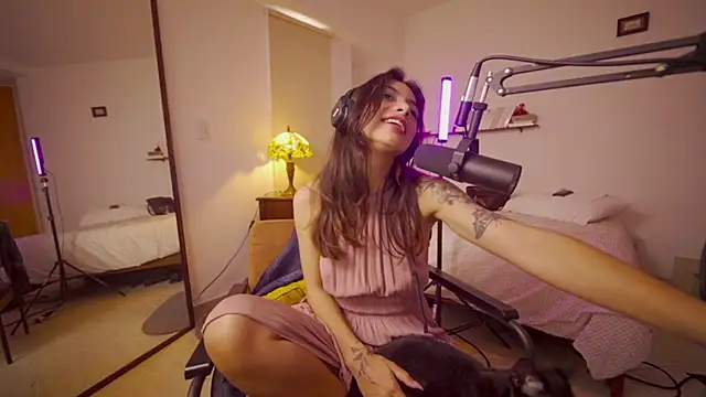 ohdearanna online show from 03/03/25, 07:49