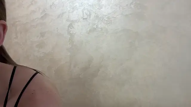 CaitlinaJayne23 online show from 04/05/26, 03:57