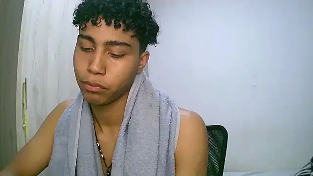 sexy diamante  online show from 11/05/25, 12:14