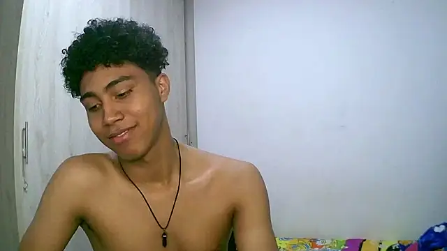 sexy diamante  online show from 11/06/25, 01:53