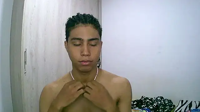 sexy diamante  online show from 11/18/25, 02:05