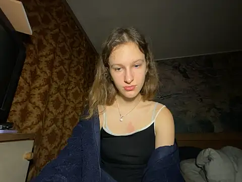 Eva Angel3 online show from 12/18/25, 04:22