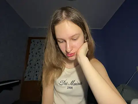 Snapshot of Eva_Angel3 chatting on 02/16/25, 05:26 Eva Angel3 online show from 02/16/25, 05:26