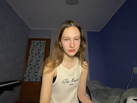 Snapshot of Eva_Angel3 chatting on 02/13/25, 06:37 Eva Angel3 online show from 02/13/25, 06:37