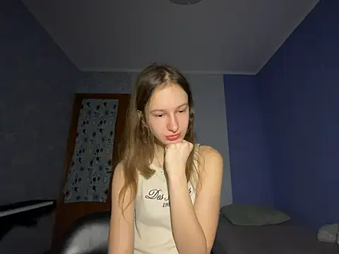 Snapshot of Eva_Angel3 chatting on 02/20/25, 08:25 Eva Angel3 online show from 02/20/25, 08:25