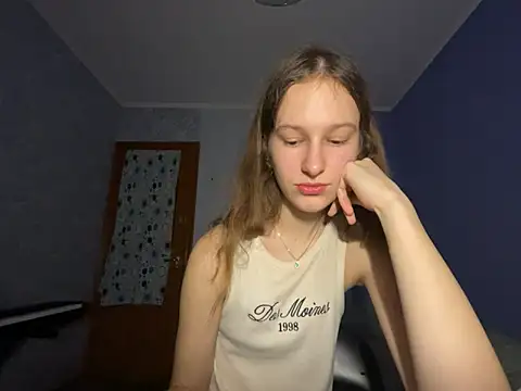 Snapshot of Eva_Angel3 chatting on 02/06/25, 06:13 Eva Angel3 online show from 02/06/25, 06:13