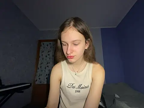 Snapshot of Eva_Angel3 chatting on 02/27/25, 05:37 Eva Angel3 online show from 02/27/25, 05:37