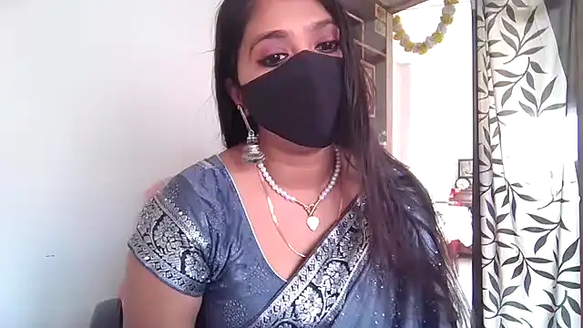 sexy-honey09 online show from 02/03/26, 02:53