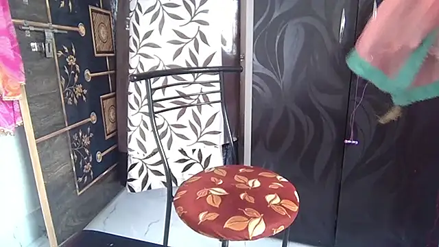 sexy-honey09 online show from 09/29/25, 07:37