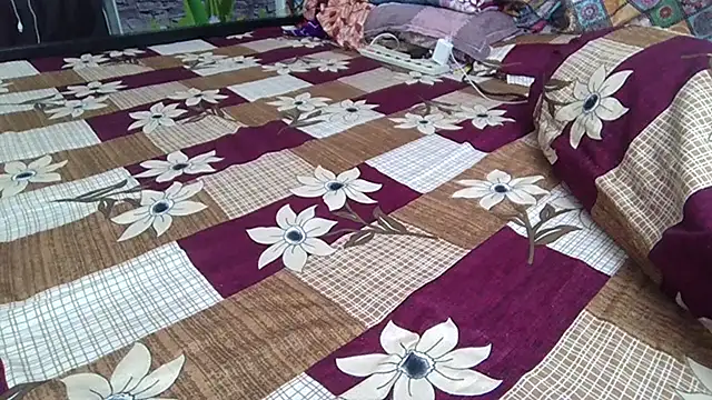 sexy-honey09 online show from 11/10/25, 03:17