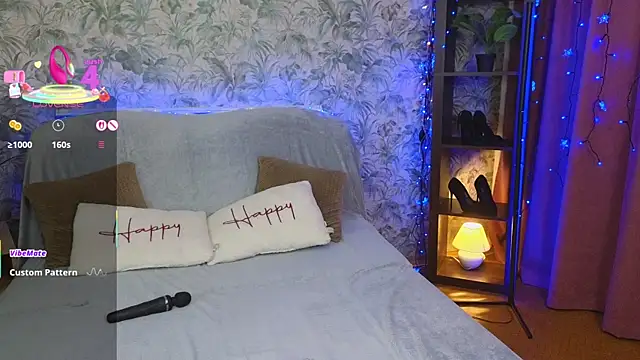 Snapshot of MelodyHudson chatting on 12/02/25, 07:32 MelodyHudson online show from 12/02/25, 07:32