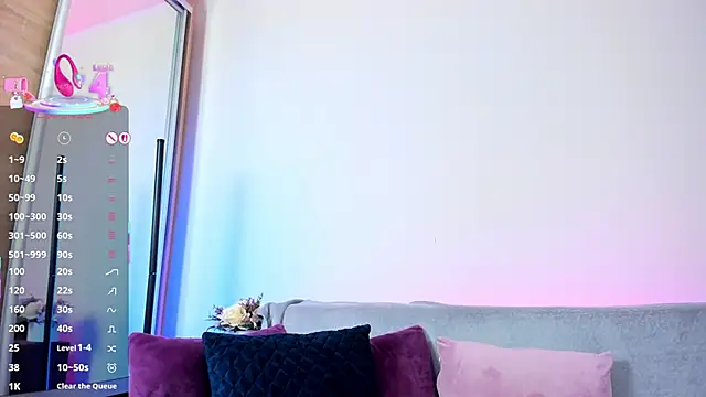 Snapshot of MelodyHudson chatting on 11/08/25, 12:52 MelodyHudson online show from 11/08/25, 12:52