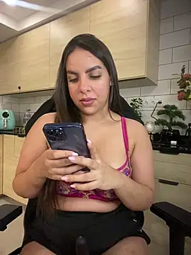 brazilianbbinuk online show from 11/18/25, 10:45