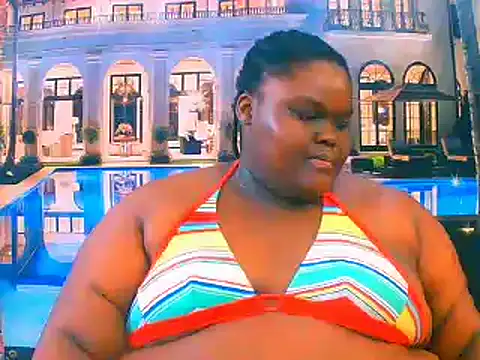 Snapshot of EbonyHotBuns chatting on 06/12/26, 06:27 EbonyHotBuns online show from 06/12/26, 06:27