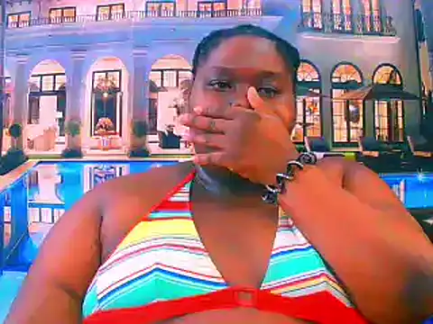 Snapshot of EbonyHotBuns chatting on 06/25/26, 06:13 EbonyHotBuns online show from 06/25/26, 06:13