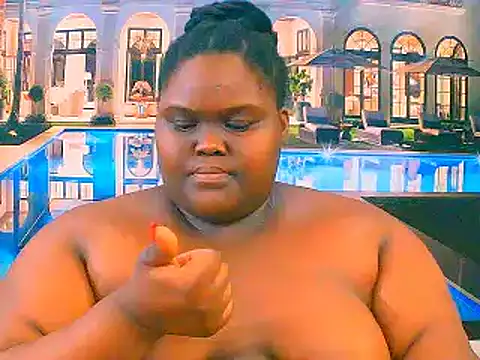 EbonyHotBuns online show from 12/15/25, 08:58