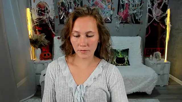 MichelleOrtis online show from 10/26/25, 12:38