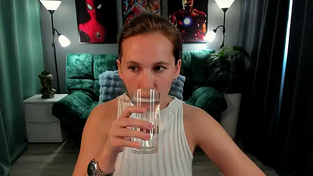 MichelleOrtis online show from 04/07/26, 08:27