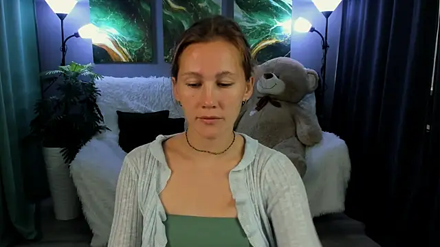 MichelleOrtis online show from 09/14/25, 04:24