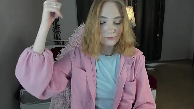 ReddHotPipper online show from 09/12/25, 02:34