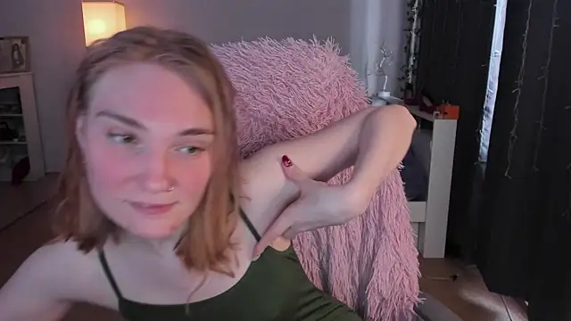 ReddHotPipper online show from 04/13/26, 03:43