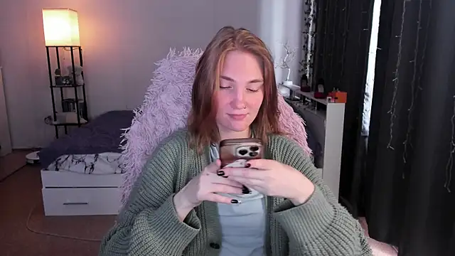 ReddHotPipper online show from 04/22/26, 03:57