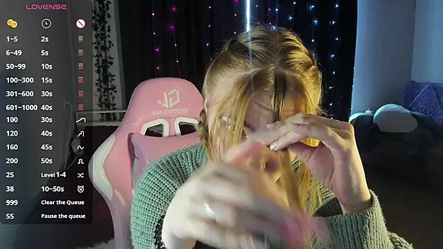 ReddHotPipper online show from 02/27/25, 04:57