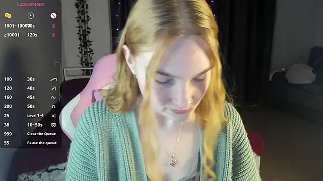 ReddHotPipper online show from 02/17/25, 01:04