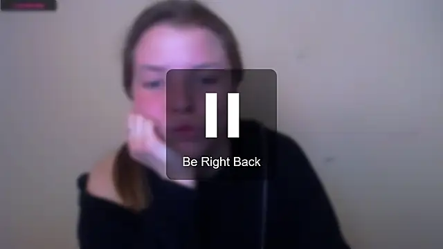 Snapshot of MissOliviaa_ chatting on 02/28/25, 11:03 MissOliviaa  online show from 02/28/25, 11:03