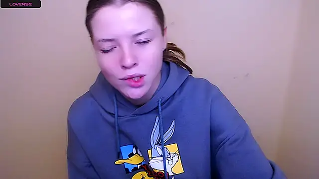 Snapshot of MissOliviaa_ chatting on 01/29/25, 07:46 MissOliviaa  online show from 01/29/25, 07:46