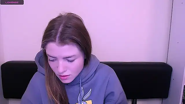 Snapshot of MissOliviaa_ chatting on 01/21/25, 07:58 MissOliviaa  online show from 01/21/25, 07:58