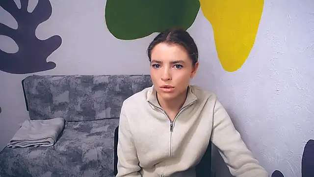 MissOliviaa  online show from 12/02/25, 07:32