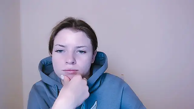 Snapshot of MissOliviaa_ chatting on 01/11/25, 10:29 MissOliviaa  online show from 01/11/25, 10:29