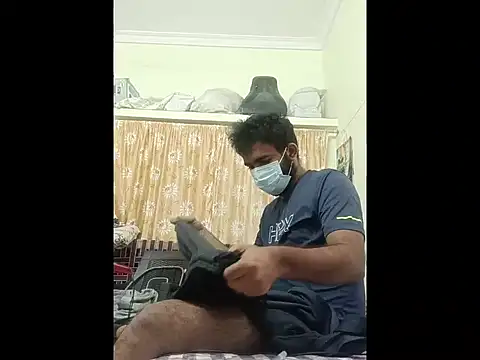 nick05inch online show from 12/20/25, 07:33