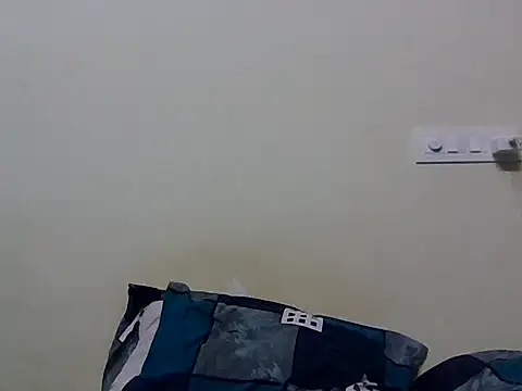 nick05inch online show from 11/12/25, 01:37