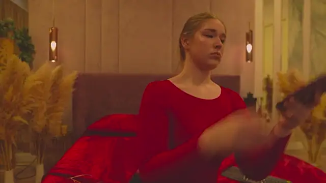 Smiley Mia online show from 04/02/26, 05:03