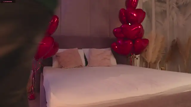 Snapshot of Smiley_Mia chatting on 02/14/26, 05:07 Smiley Mia online show from 02/14/26, 05:07