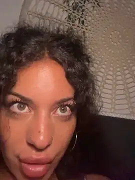 AlyssaHottv  online show from 04/22/26, 10:05