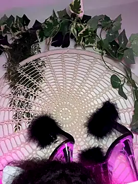 AlyssaHottv  online show from 11/28/25, 11:16