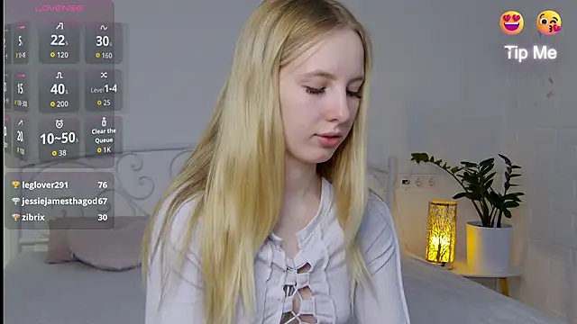 KarnetJ online show from 10/19/25, 08:11