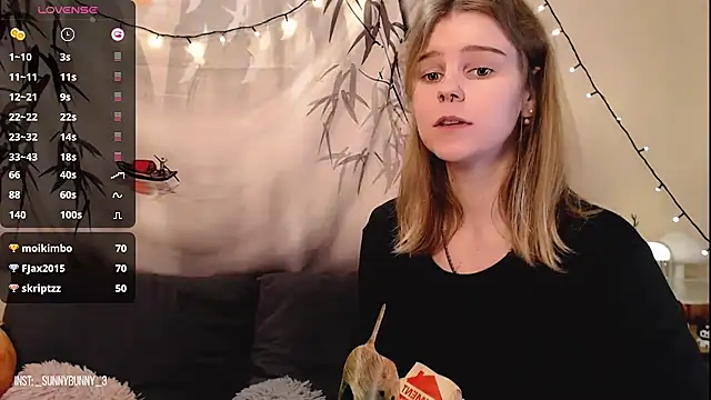 Moona xx online show from 12/27/24, 05:42