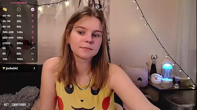 Moona xx online show from 12/22/24, 09:09