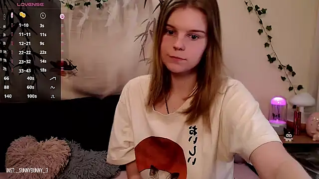 Moona xx online show from 03/10/25, 09:51