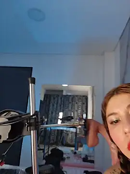 hade cute online show from 07/09/26, 03:22