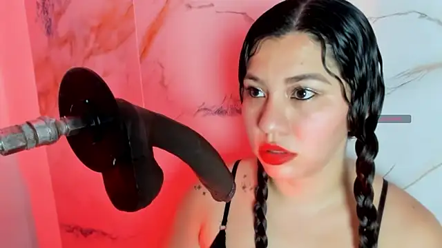 Snapshot of hade_cute chatting on 02/11/26, 01:00 hade cute online show from 02/11/26, 01:00