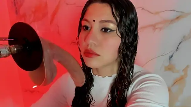 hade cute online show from 04/14/26, 03:50