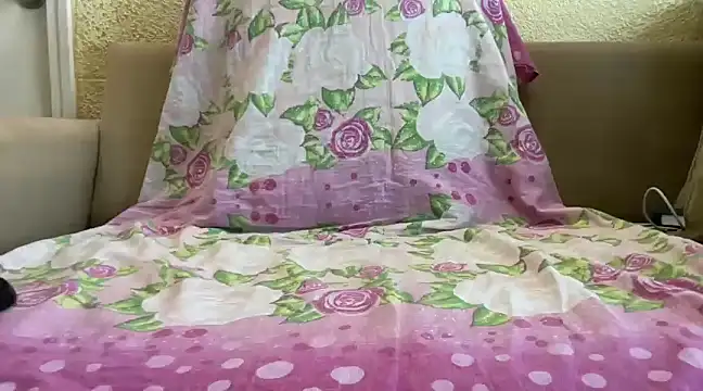 heartqqute26 online show from 01/15/25, 08:30