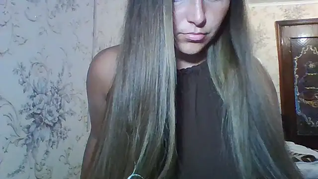 Snapshot of Evasapples chatting on 07/18/26, 05:21 Evasapples online show from 07/18/26, 05:21