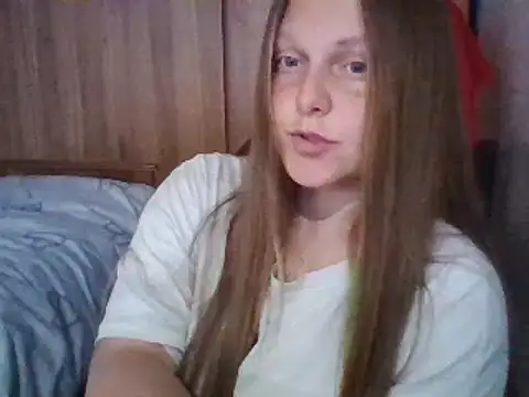 Evasapples online show from 03/13/25, 10:32