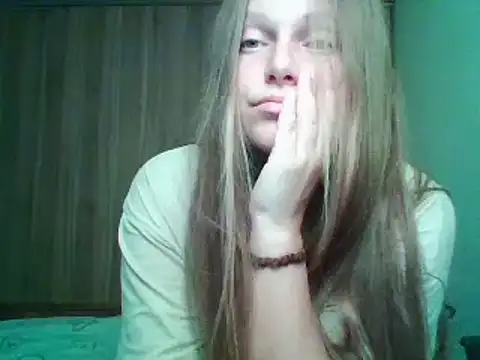 Evasapples online show from 10/23/25, 09:57